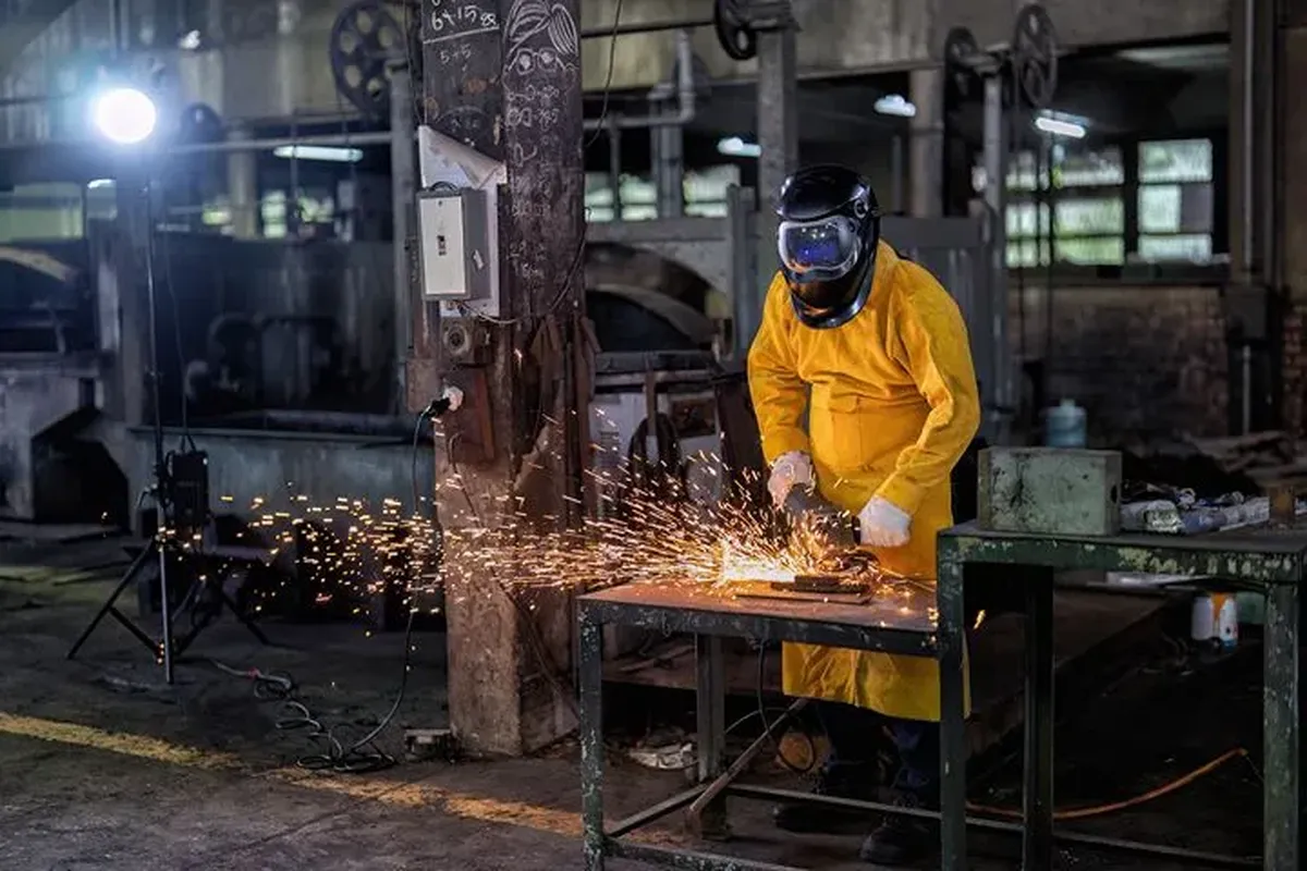 Flame retardant coveralls Ireland